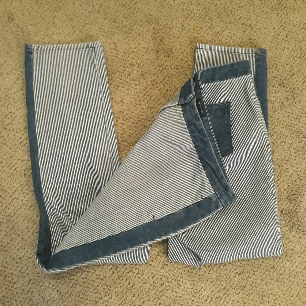 I ❤ Ronson Jeans - Picture 3 of 5